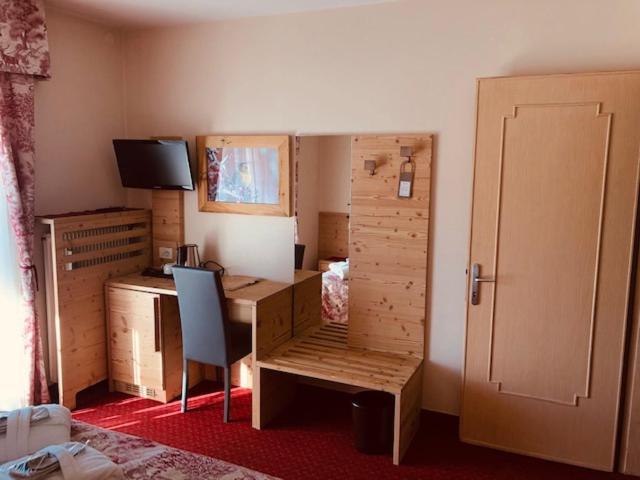 Hotel Paradiso アジアーゴ エクステリア 写真