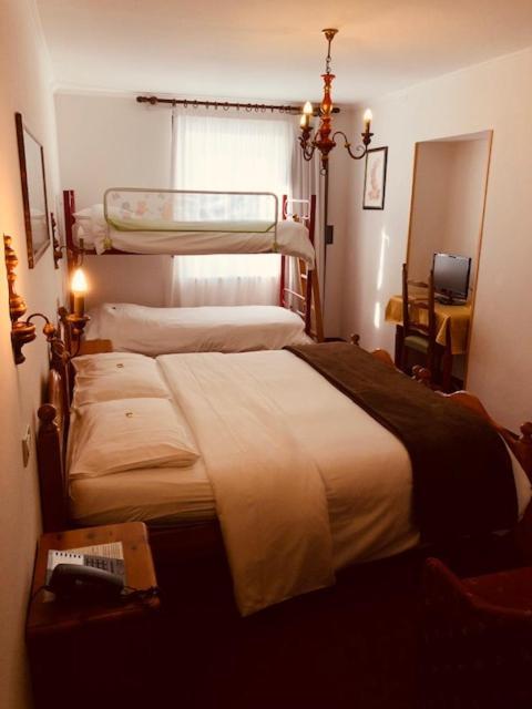 Hotel Paradiso アジアーゴ エクステリア 写真