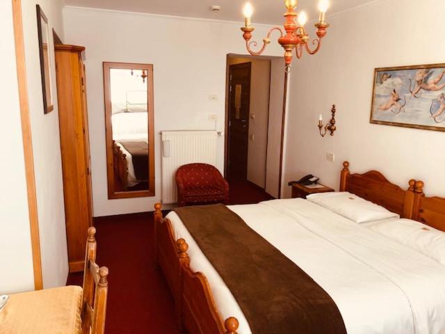 Hotel Paradiso アジアーゴ エクステリア 写真